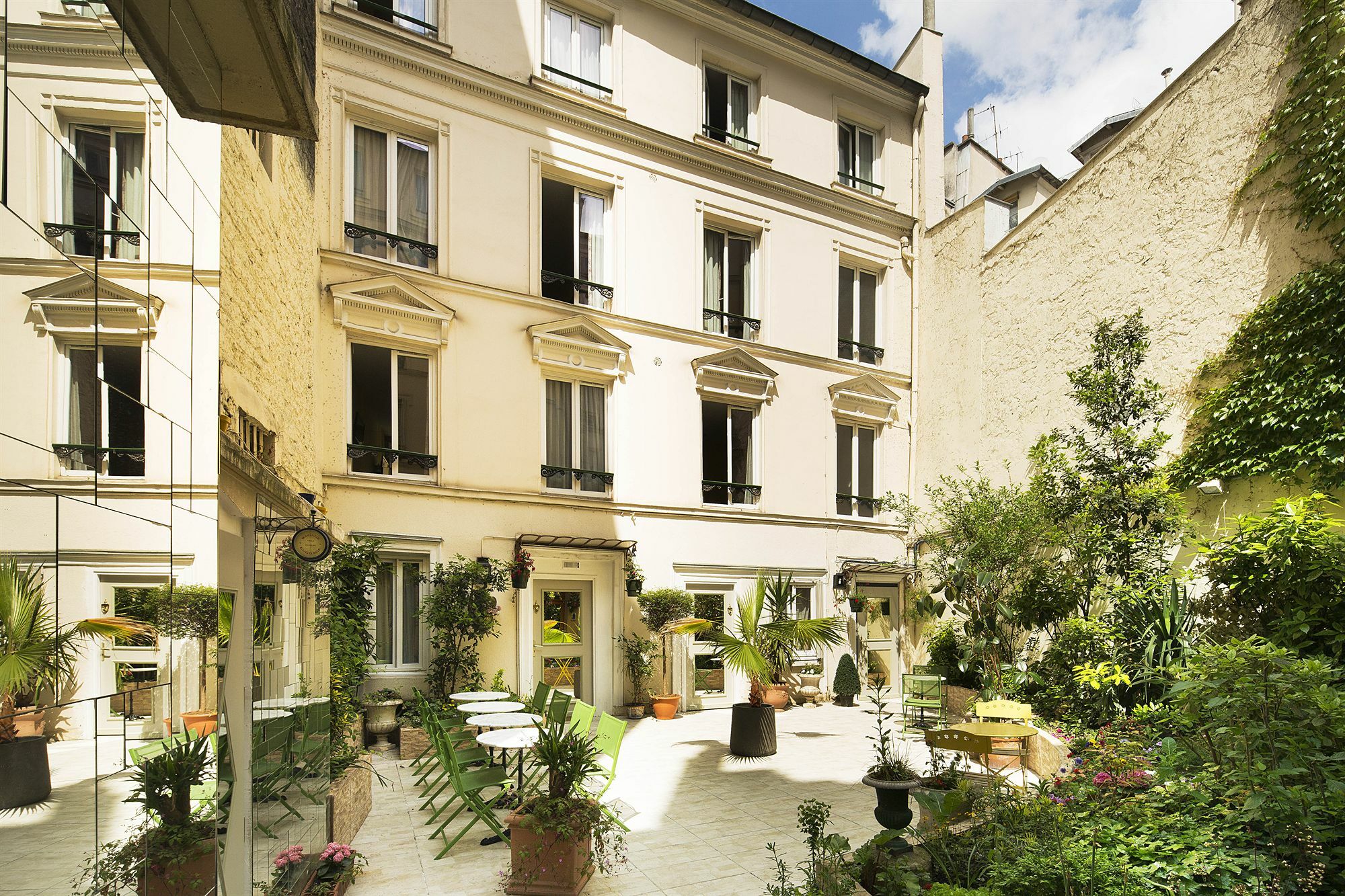 Hotel Bienvenue Paris Exterior photo